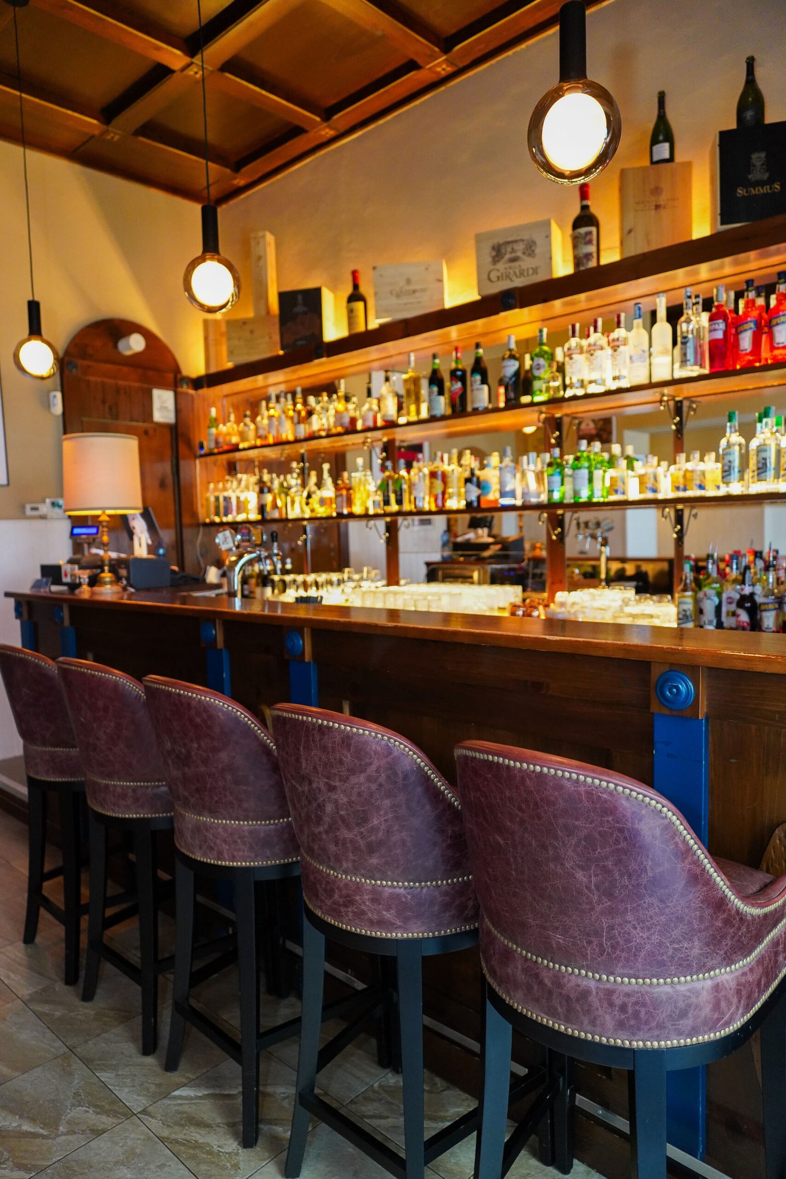 bar
